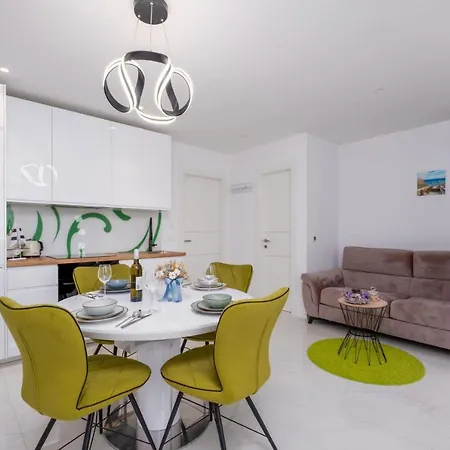 Blue Ivy Apartment Mlini